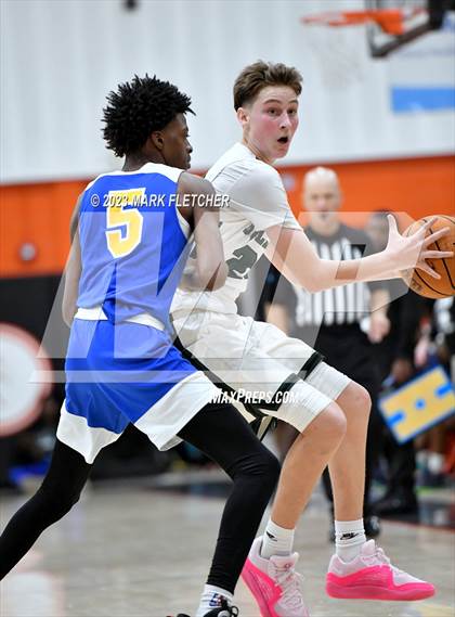 Thumbnail 3 in DeLand vs Mainland (JV Shoot-out at Spruce Creek) photogallery.