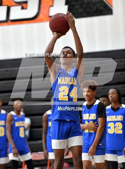 Thumbnail 2 in DeLand vs Mainland (JV Shoot-out at Spruce Creek) photogallery.