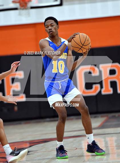 Thumbnail 3 in DeLand vs Mainland (JV Shoot-out at Spruce Creek) photogallery.