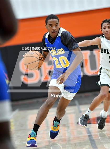 Thumbnail 3 in DeLand vs Mainland (JV Shoot-out at Spruce Creek) photogallery.