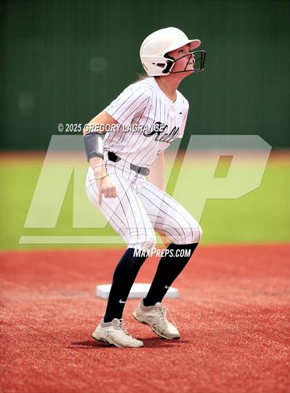 Thumbnail 2 in Marcus vs Keller (UIL 6A Softball Regional Semi-Final Game 3) Division II photogallery.