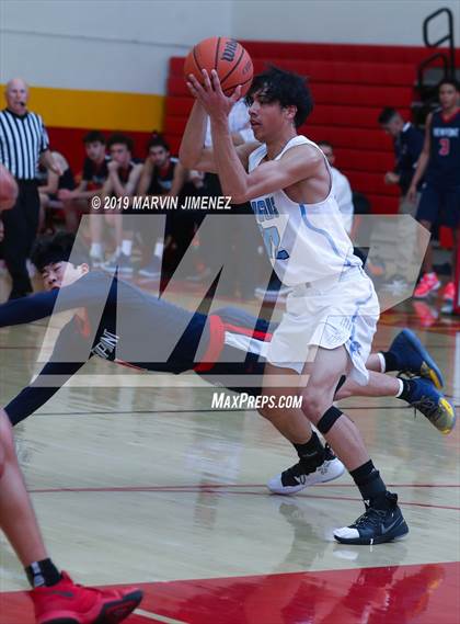 Thumbnail 3 in Viewpoint @ Saugus photogallery.