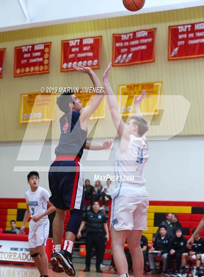 Thumbnail 3 in Viewpoint @ Saugus photogallery.