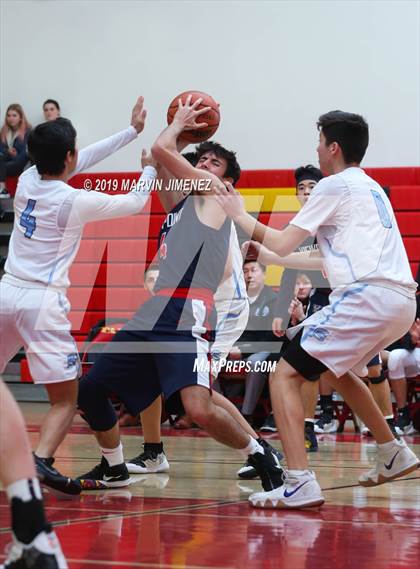 Thumbnail 2 in Viewpoint @ Saugus photogallery.