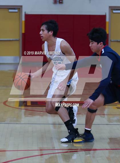 Thumbnail 2 in Viewpoint @ Saugus photogallery.
