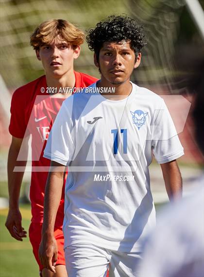 Thumbnail 3 in Davis @ Jesuit photogallery.