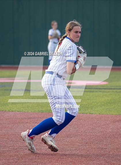 Thumbnail 1 in Harlingen South @ Leander (UIl Softball 5A Region 4 Regional Semifinal - Game 1) photogallery.