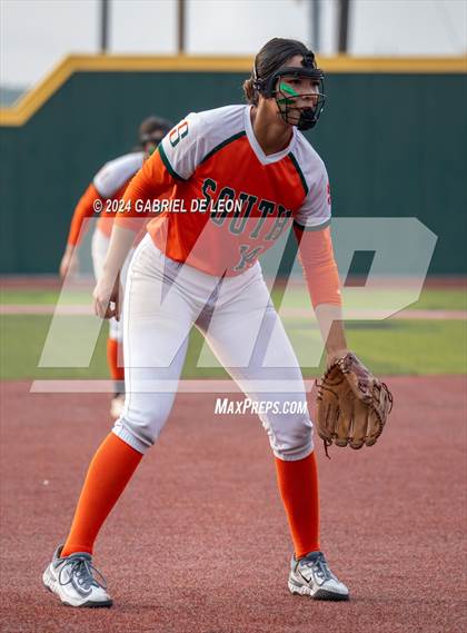 Thumbnail 1 in Harlingen South @ Leander (UIl Softball 5A Region 4 Regional Semifinal - Game 1) photogallery.