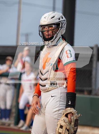 Thumbnail 2 in Harlingen South @ Leander (UIl Softball 5A Region 4 Regional Semifinal - Game 1) photogallery.