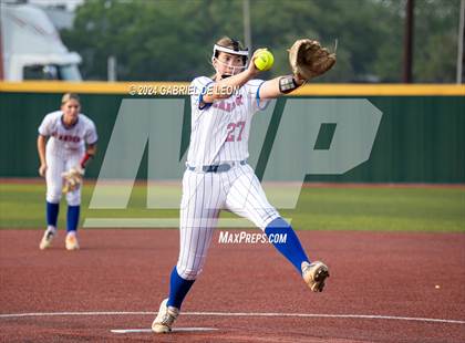 Thumbnail 1 in Harlingen South @ Leander (UIl Softball 5A Region 4 Regional Semifinal - Game 1) photogallery.