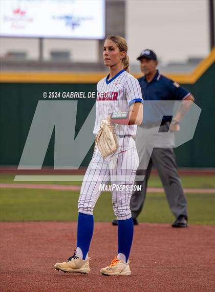 Thumbnail 1 in Harlingen South @ Leander (UIl Softball 5A Region 4 Regional Semifinal - Game 1) photogallery.