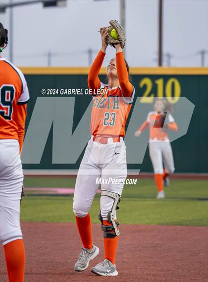 Thumbnail 2 in Harlingen South @ Leander (UIl Softball 5A Region 4 Regional Semifinal - Game 1) photogallery.