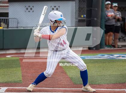 Thumbnail 1 in Harlingen South @ Leander (UIl Softball 5A Region 4 Regional Semifinal - Game 1) photogallery.