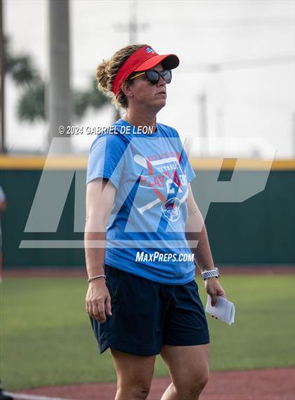 Thumbnail 1 in Harlingen South @ Leander (UIl Softball 5A Region 4 Regional Semifinal - Game 1) photogallery.