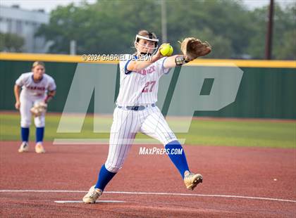 Thumbnail 1 in Harlingen South @ Leander (UIl Softball 5A Region 4 Regional Semifinal - Game 1) photogallery.