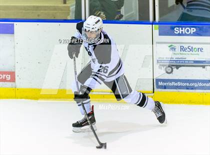 Thumbnail 1 in Pascack Valley @ Montville photogallery.