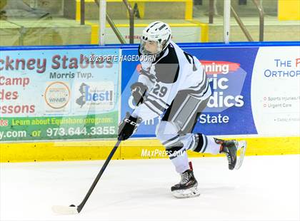 Thumbnail 2 in Pascack Valley @ Montville photogallery.