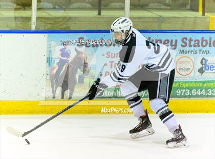 Thumbnail 3 in Pascack Valley @ Montville photogallery.