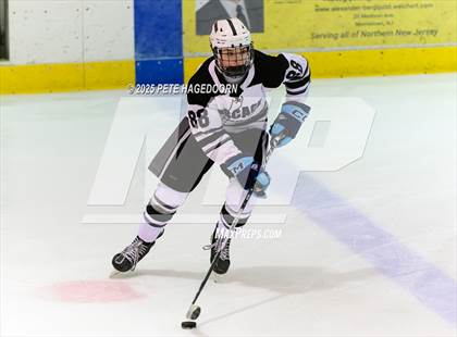 Thumbnail 2 in Pascack Valley @ Montville photogallery.