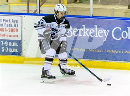 Thumbnail 3 in Pascack Valley @ Montville photogallery.