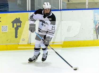 Thumbnail 2 in Pascack Valley @ Montville photogallery.