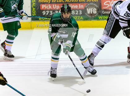 Thumbnail 1 in Pascack Valley @ Montville photogallery.