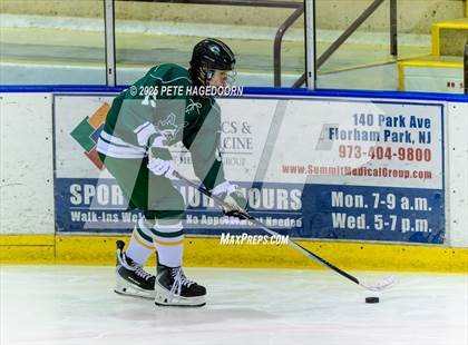 Thumbnail 3 in Pascack Valley @ Montville photogallery.