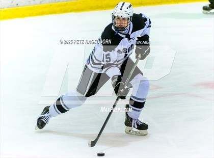 Thumbnail 1 in Pascack Valley @ Montville photogallery.