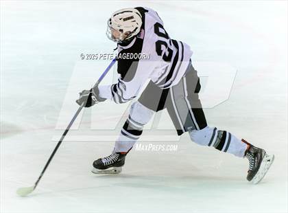 Thumbnail 3 in Pascack Valley @ Montville photogallery.