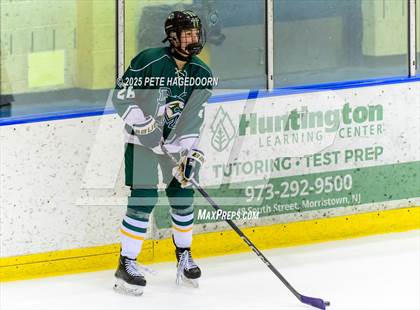 Thumbnail 2 in Pascack Valley @ Montville photogallery.