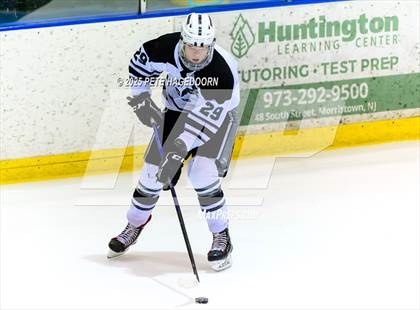 Thumbnail 2 in Pascack Valley @ Montville photogallery.