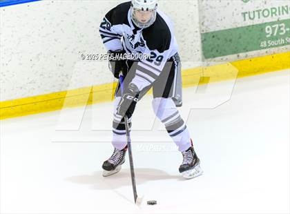 Thumbnail 3 in Pascack Valley @ Montville photogallery.