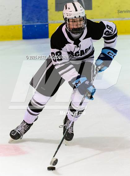 Thumbnail 3 in Pascack Valley @ Montville photogallery.