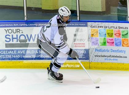 Thumbnail 2 in Pascack Valley @ Montville photogallery.