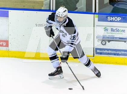 Thumbnail 3 in Pascack Valley @ Montville photogallery.