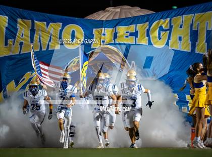 Thumbnail 2 in Alamo Heights @ Churchill photogallery.