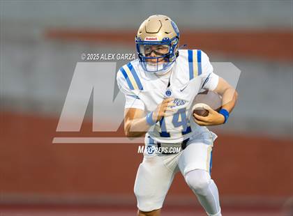 Thumbnail 1 in Alamo Heights @ Churchill photogallery.