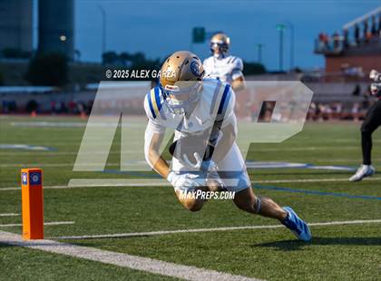 Thumbnail 2 in Alamo Heights @ Churchill photogallery.