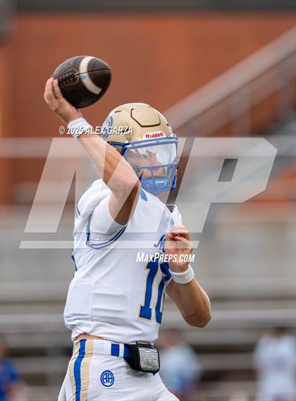 Thumbnail 2 in Alamo Heights @ Churchill photogallery.