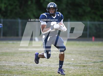 Thumbnail 2 in St. Pauls @ Washington (NCHSAA 2AA Eastern Regional) photogallery.