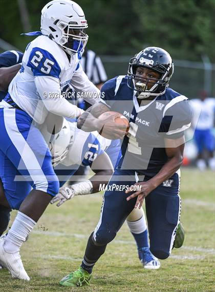 Thumbnail 2 in St. Pauls @ Washington (NCHSAA 2AA Eastern Regional) photogallery.