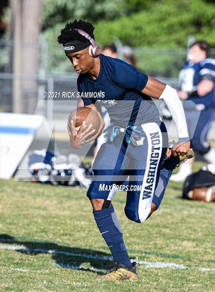 Thumbnail 2 in St. Pauls @ Washington (NCHSAA 2AA Eastern Regional) photogallery.