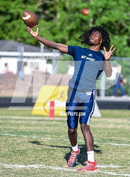 Thumbnail 2 in St. Pauls @ Washington (NCHSAA 2AA Eastern Regional) photogallery.