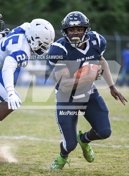 Thumbnail 3 in St. Pauls @ Washington (NCHSAA 2AA Eastern Regional) photogallery.