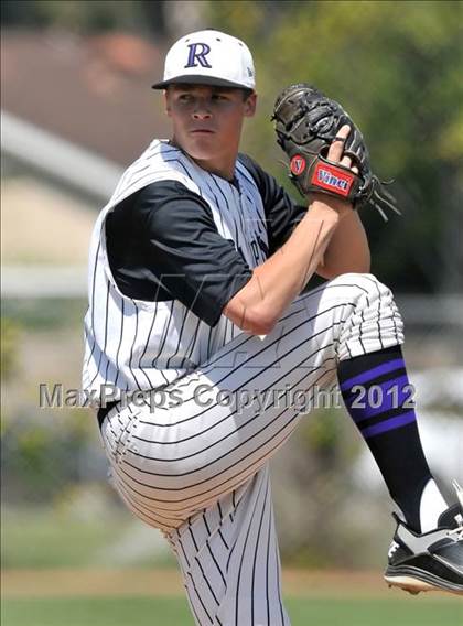 Thumbnail 2 in El Toro vs. James River (Hard 9 National Classic) photogallery.