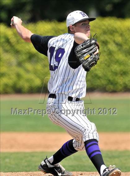 Thumbnail 2 in El Toro vs. James River (Hard 9 National Classic) photogallery.