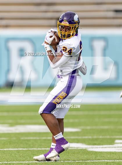 Thumbnail 1 in Tarboro vs Mount Airy (NCHSAA 1A Final) photogallery.