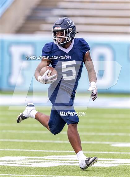 Thumbnail 2 in Tarboro vs Mount Airy (NCHSAA 1A Final) photogallery.
