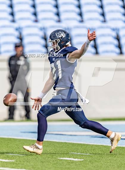 Thumbnail 1 in Tarboro vs Mount Airy (NCHSAA 1A Final) photogallery.