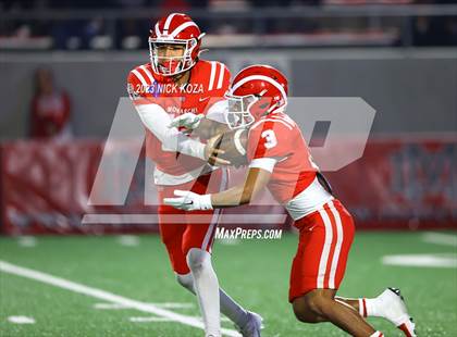 Thumbnail 2 in Sierra Canyon vs. Mater Dei (CIF SS D1 Semifinal) photogallery.